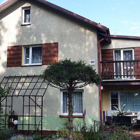 Dom Wakacyjny U Mirka Ustka Bagian luar foto